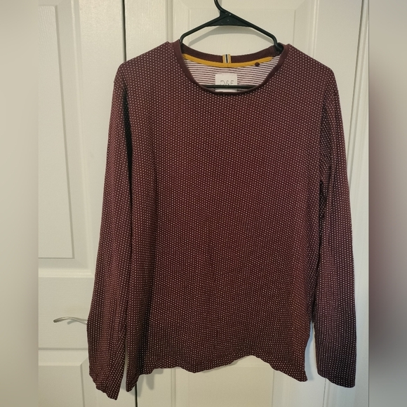 Denim And Flower Designer NWOT Burgundy Long Sleeve Top - Picture 1 of 4